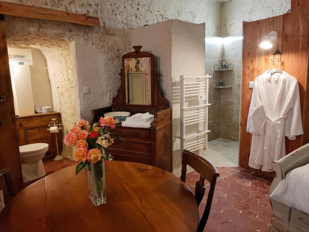 Aux Trois Tilleuls Bed and Breakfast Loches Buitenkant foto